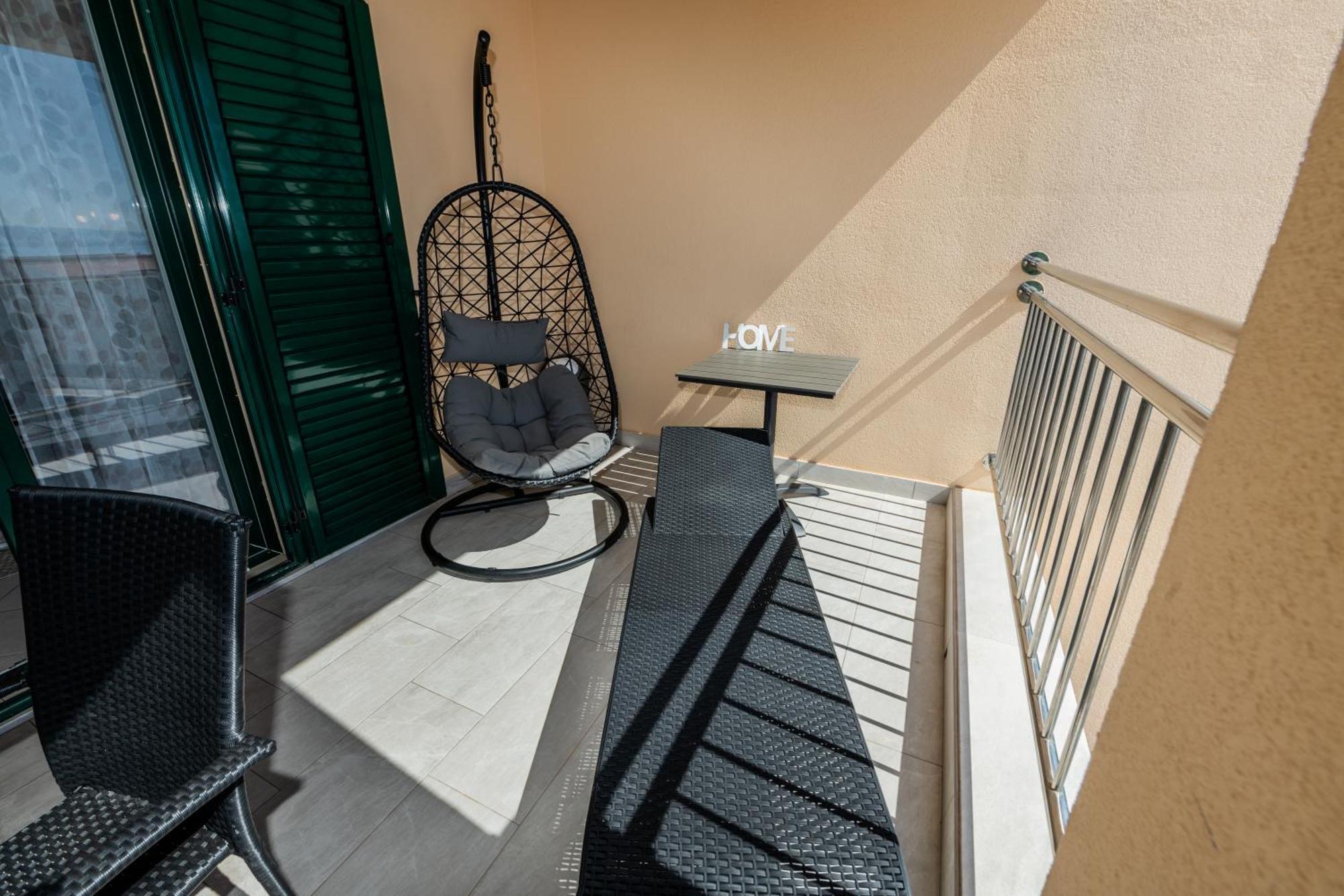 Sun Island Apartment トロギール エクステリア 写真